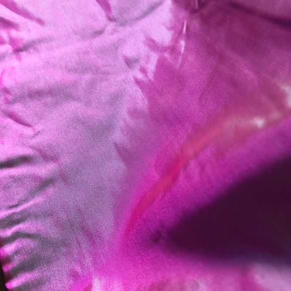 Velvet/Satin Scarf with Bag - Picture 6 of 6